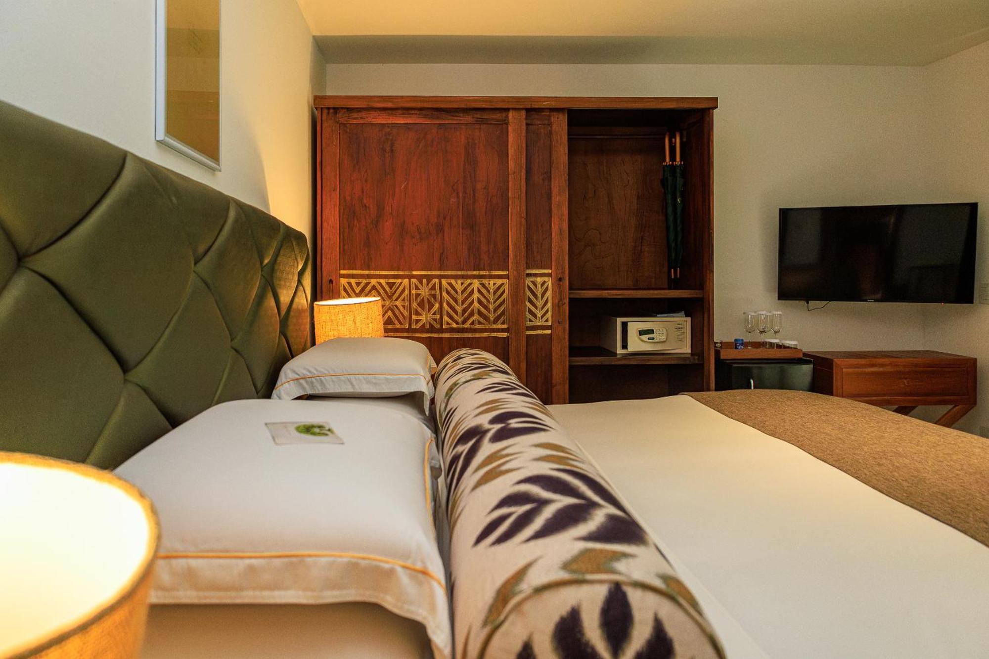 Hotel Campo Bahia 5*